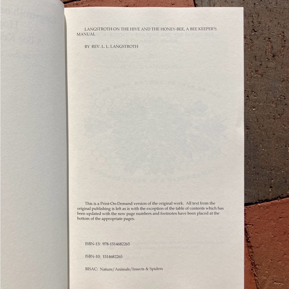 Langstroth on The Hive and The Honey-Bee Beekeepers Comb Skep Queen Bee Animals - Picture 9 of 10